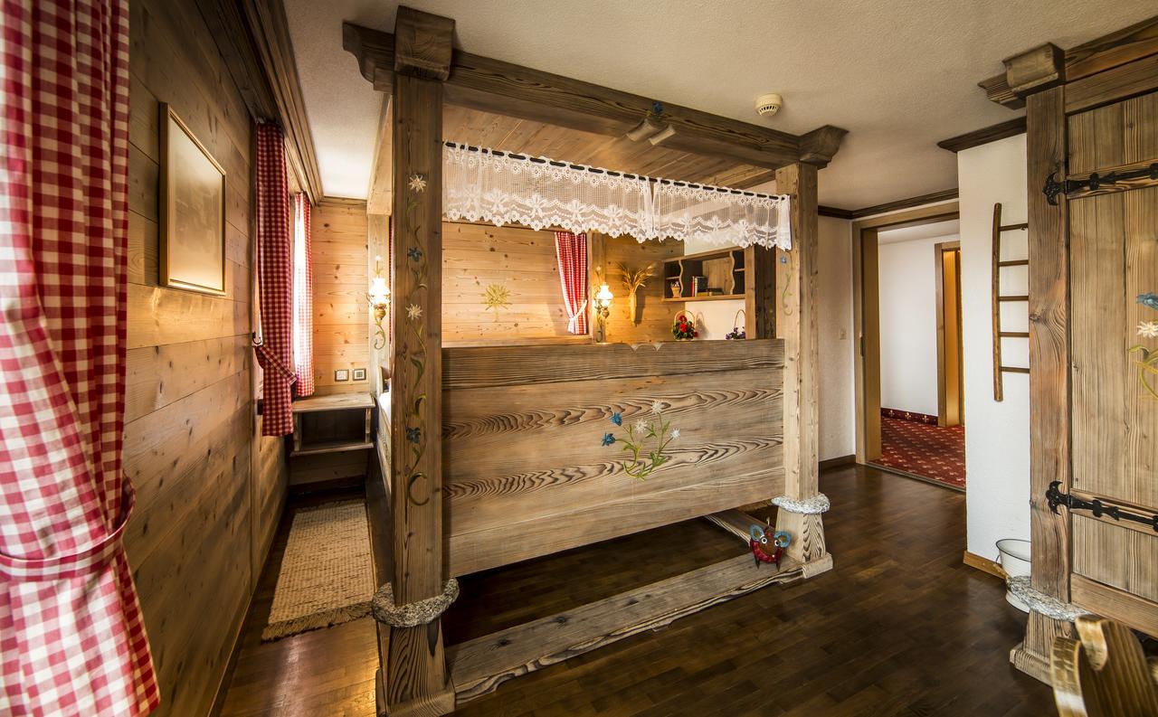 Hotel Olympia Saas-Almagell Dış mekan fotoğraf