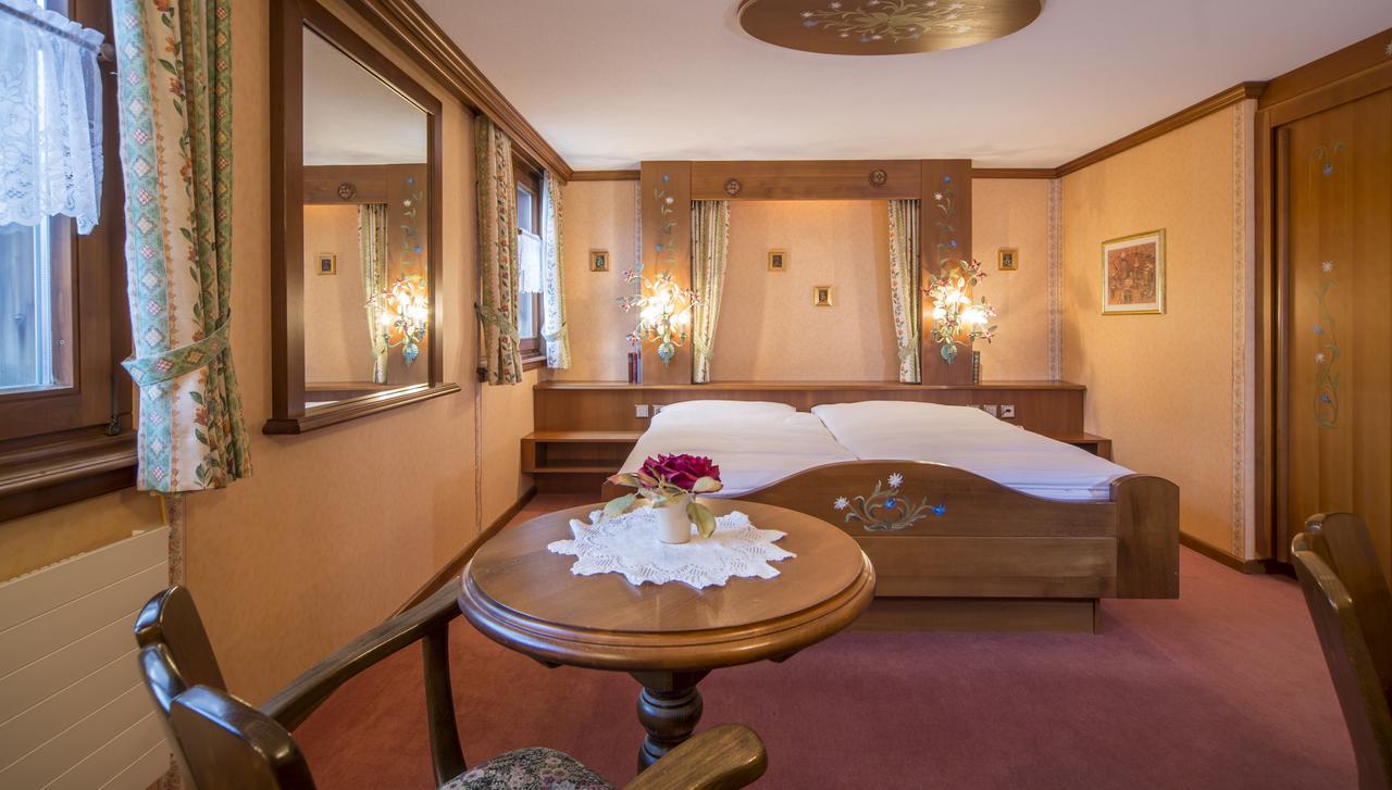 Hotel Olympia Saas-Almagell Dış mekan fotoğraf