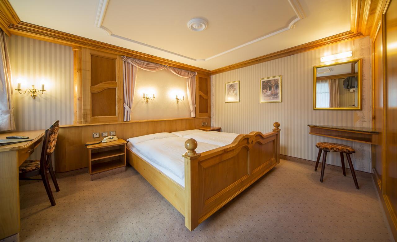 Hotel Olympia Saas-Almagell Dış mekan fotoğraf